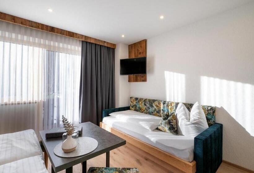 Comfort room with balcony, Riemenerhof