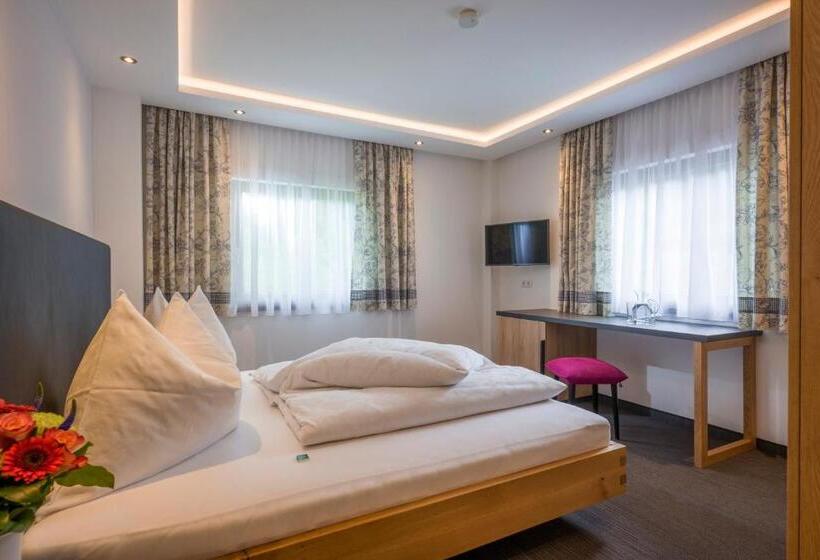 דירת חדר עם טרסה, Riemenerhof