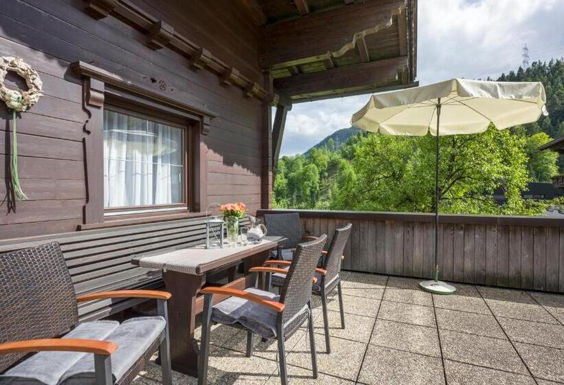 דירת חדר עם טרסה, Riemenerhof