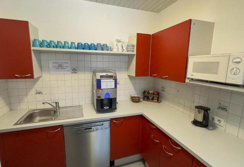 스탠다드 룸, Alte Schmiede