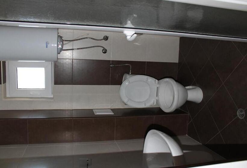 Номер Стандарт с Террасой, Fits Guest House