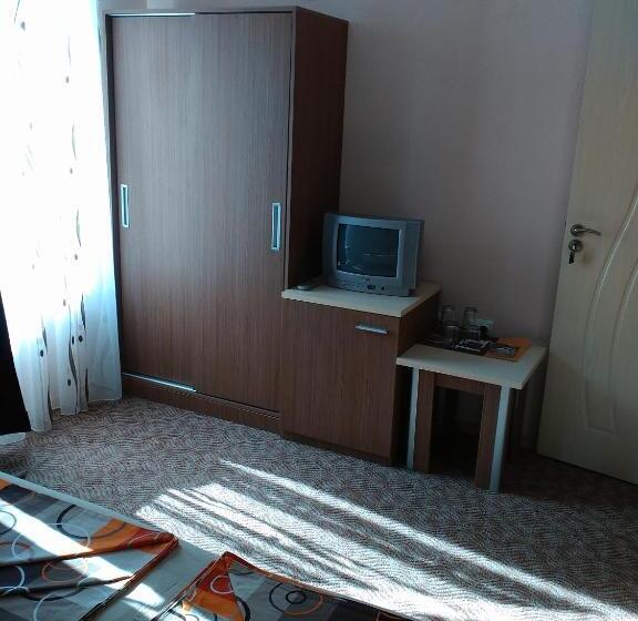 2 Bedrooms Suite Sea View, Fits Guest House