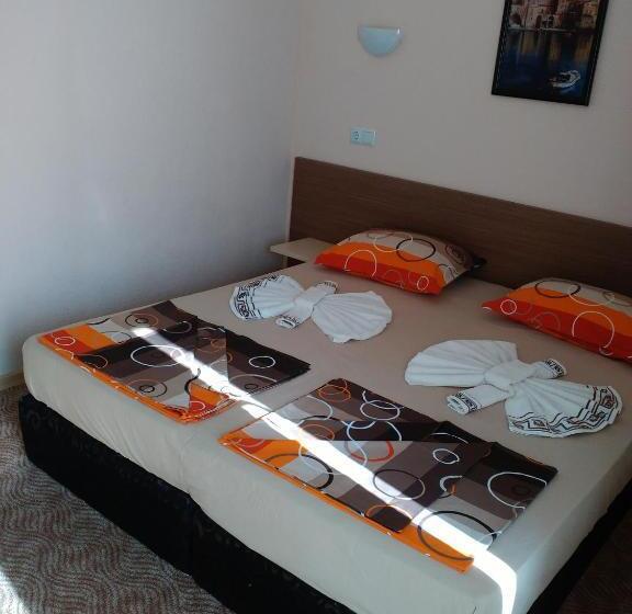2 Bedrooms Suite Sea View, Fits Guest House