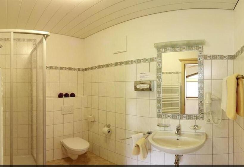 Номер Стандарт, Garni Klocker