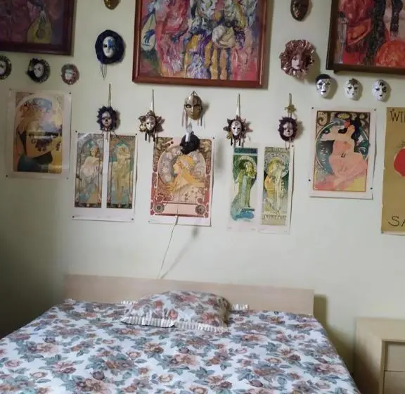 سوییت, Vilni Kimnaty