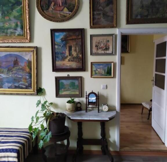 סוויטה, Vilni Kimnaty