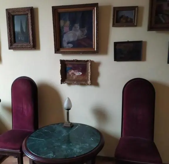 سوییت, Vilni Kimnaty