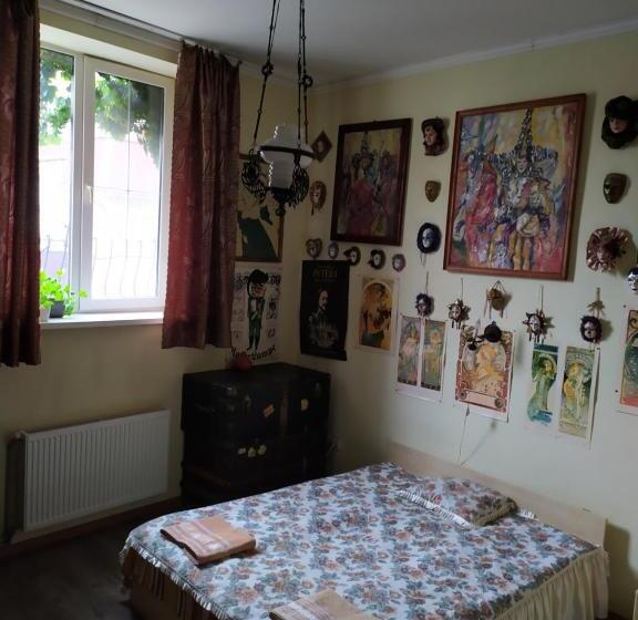 סוויטה, Vilni Kimnaty