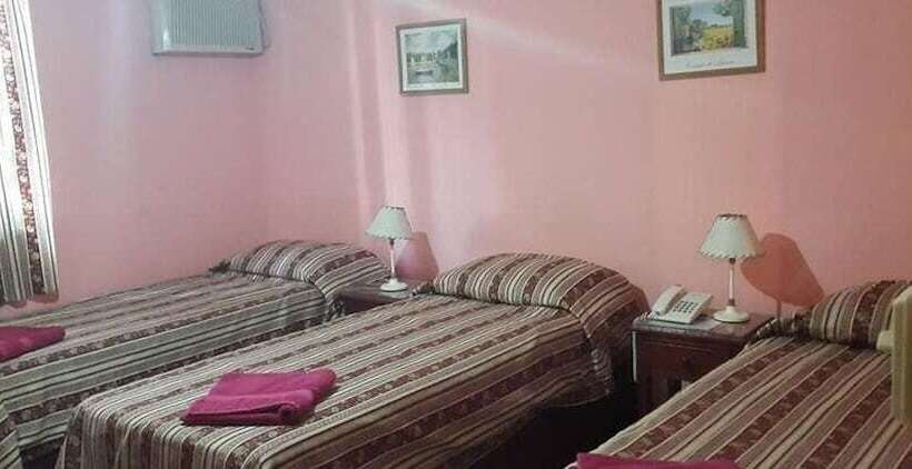 חדר סטנדרט לשלושה, Hosteria Maryland