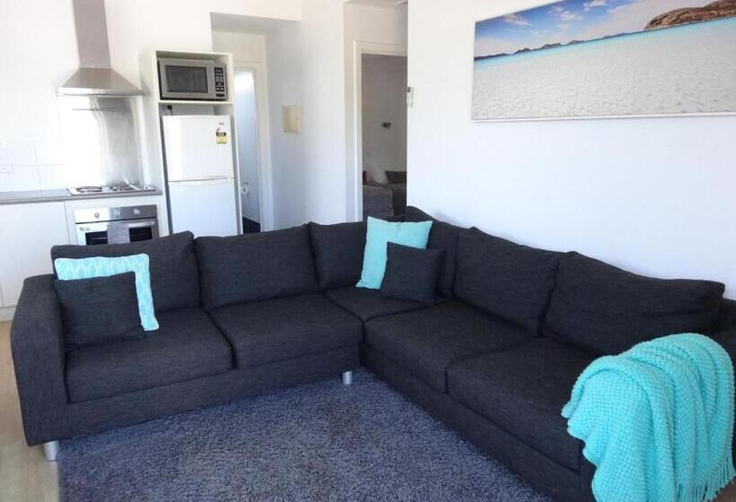 Апартаменты 1 Спальня с Балконом, Archipelago Apartments Esperance