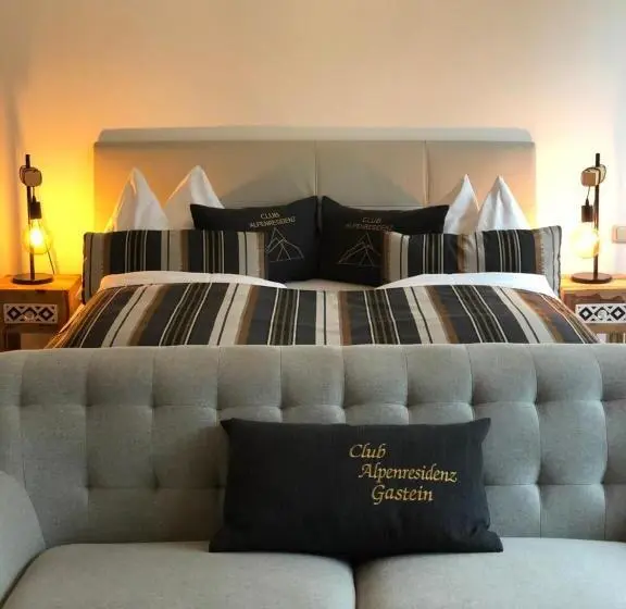 استودیوی لوکس, Club Alpenresidenz Gastein