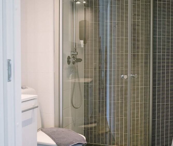 اتاق استاندارد با بالکن, Engeltofta Sea Lodge