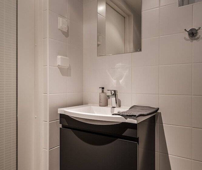 اتاق استاندارد با بالکن, Engeltofta Sea Lodge