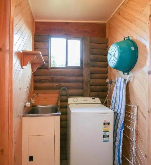کابین, Lazy Acre Log Cabins