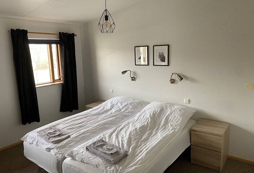 اتاق استاندارد با سرویس بهداشتی مشترک, Bakkaflöt Guesthouse