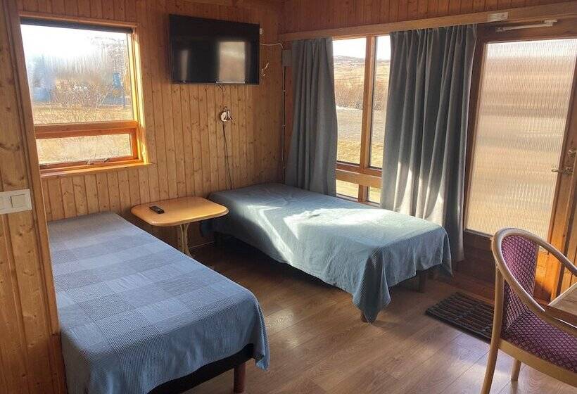 خانه 1 خوابه, Bakkaflöt Guesthouse