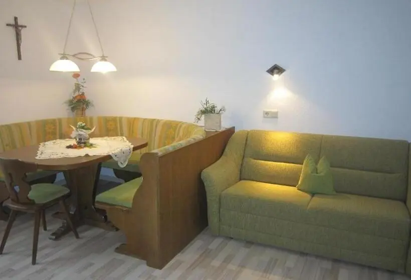 Lejlighed 1 Soveværelse, Birkenheim Widmann