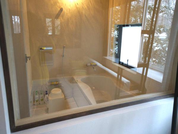 スーペリアトリプルルーム, Estivant Club