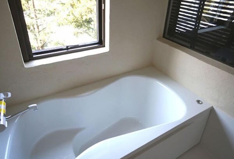 スーペリアールーム, Estivant Club