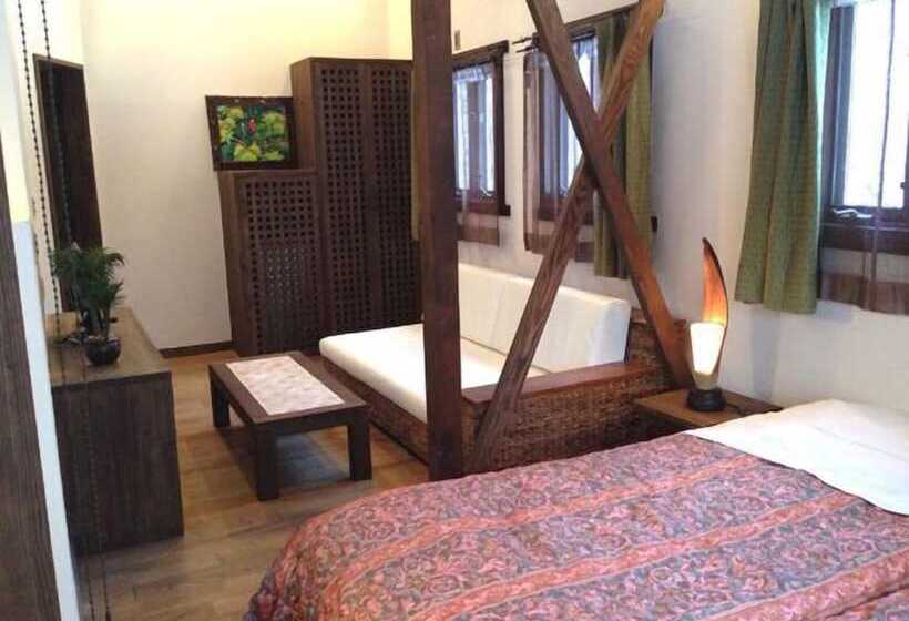 スーペリアールーム, Estivant Club