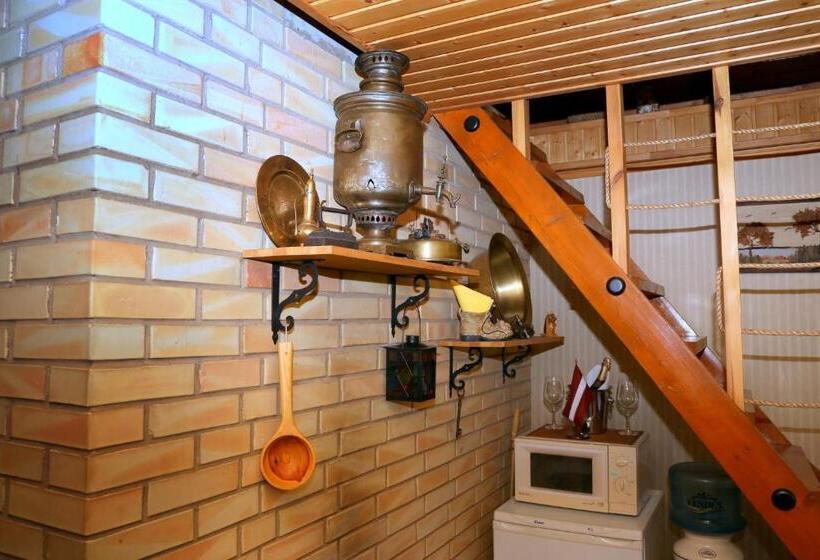 בית, חדר שינה 1, Guest House šampētera Māja