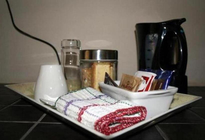 اتاق خانوادگی, Hadassa Guest House