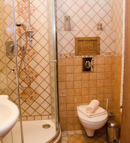 スタンダードスタジオ, Penzion No. 1