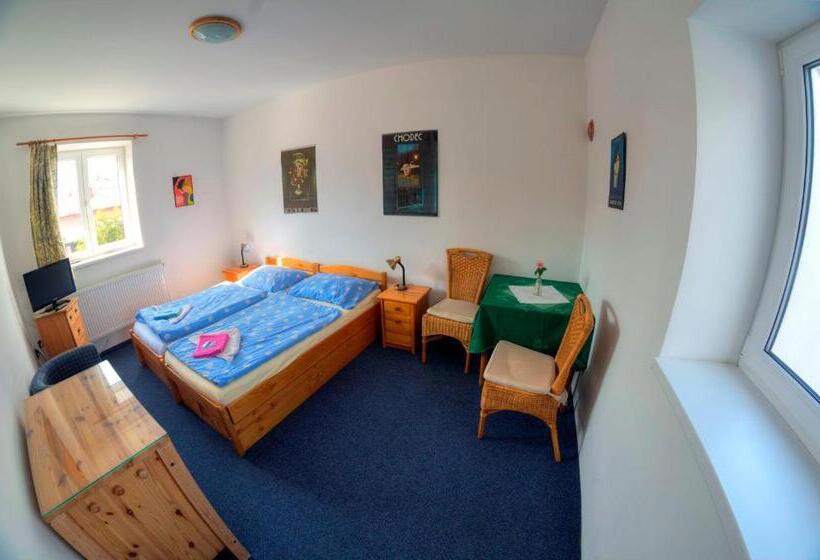 1ベッドルームアパートメント, Penzion Novopacké Sklepy