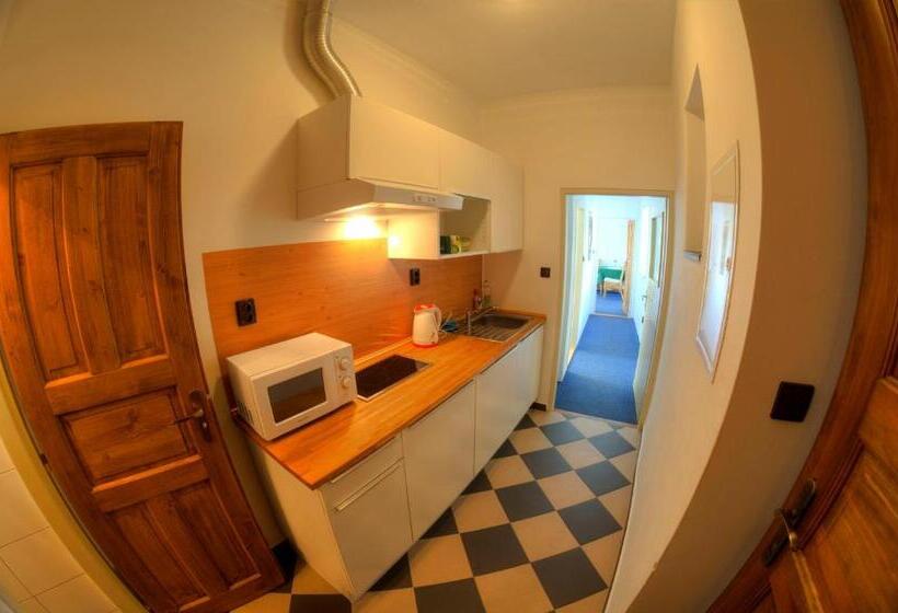 1ベッドルームアパートメント, Penzion Novopacké Sklepy