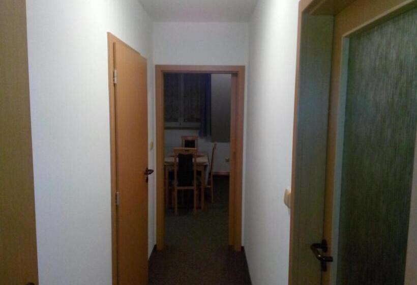 ２ベッドルームアパートメント, Penzion Poprda