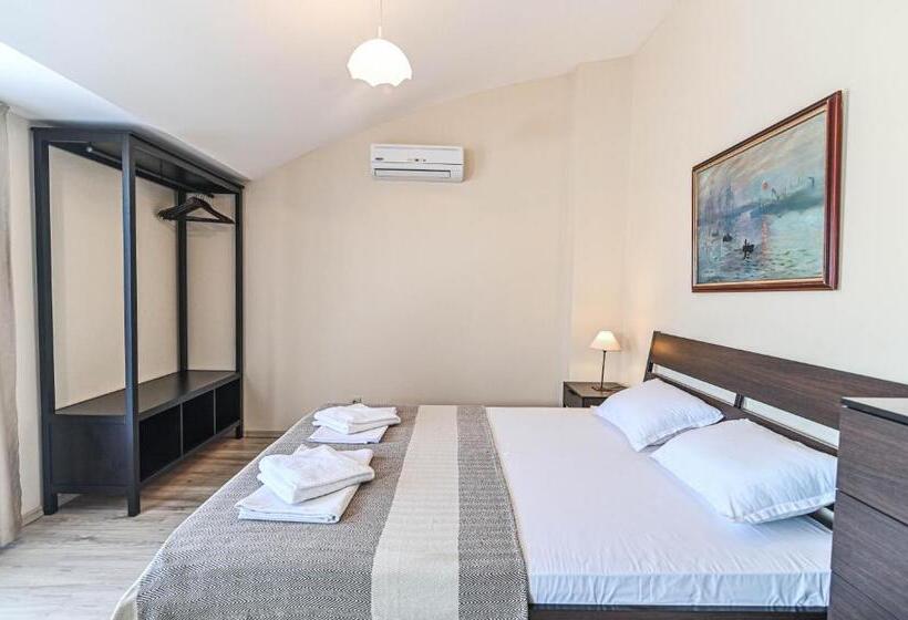 Семейный Номер, Apart Hotel Onegin