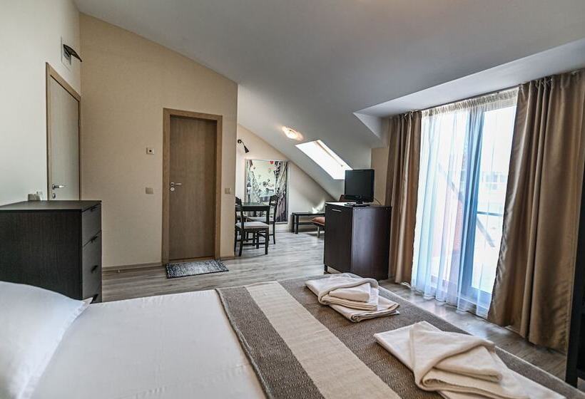 Семейный Номер, Apart Hotel Onegin