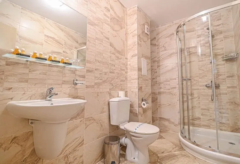 استودیوی استاندارد, Apart Hotel Onegin