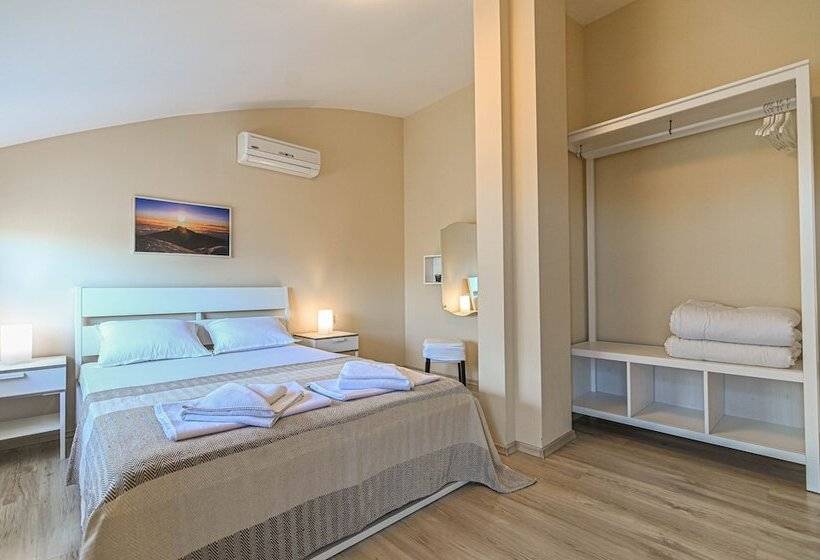 Апартаменты 2 Спальни, Apart Hotel Onegin