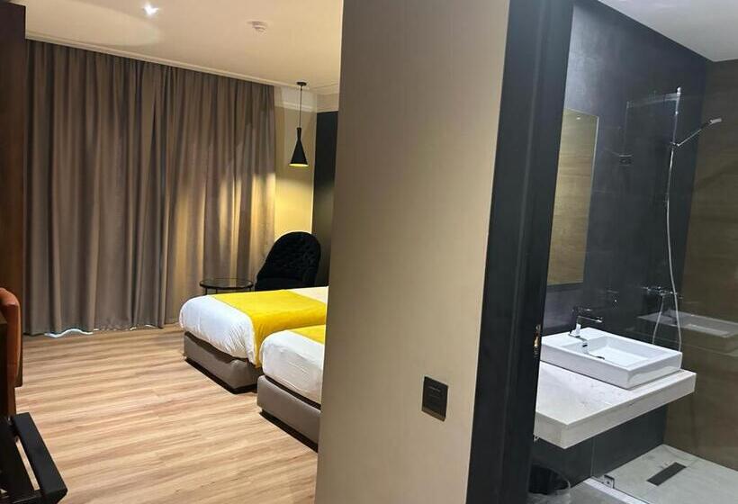 舒适型房间, Yto Boutique