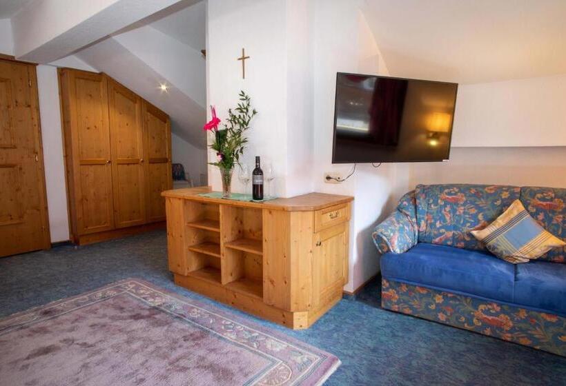 패밀리 룸, Eggerstüberl