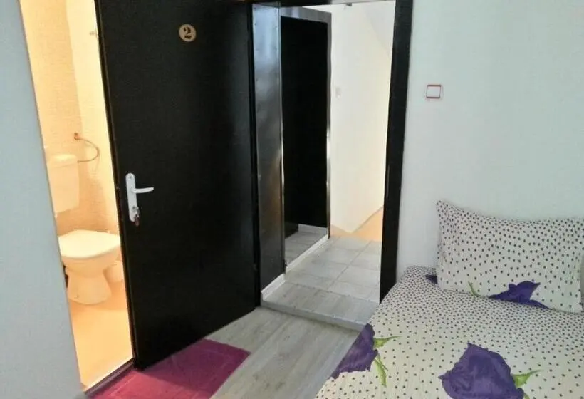 スタンダードルーム, Guest House Bedrock