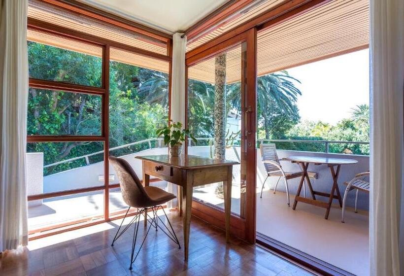 家庭间, Lézard Bleu Guest House