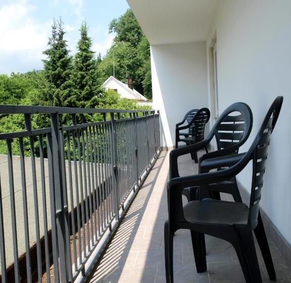 חדר סטנדרט עם טרסה, Penzion Horinka Velké Losiny