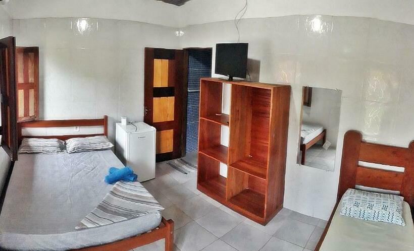 スタンダードトリプルルーム, Pousada Ipê