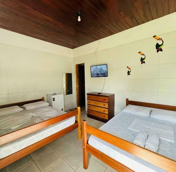Quarto Quádruplo Estandar, Pousada Ipê