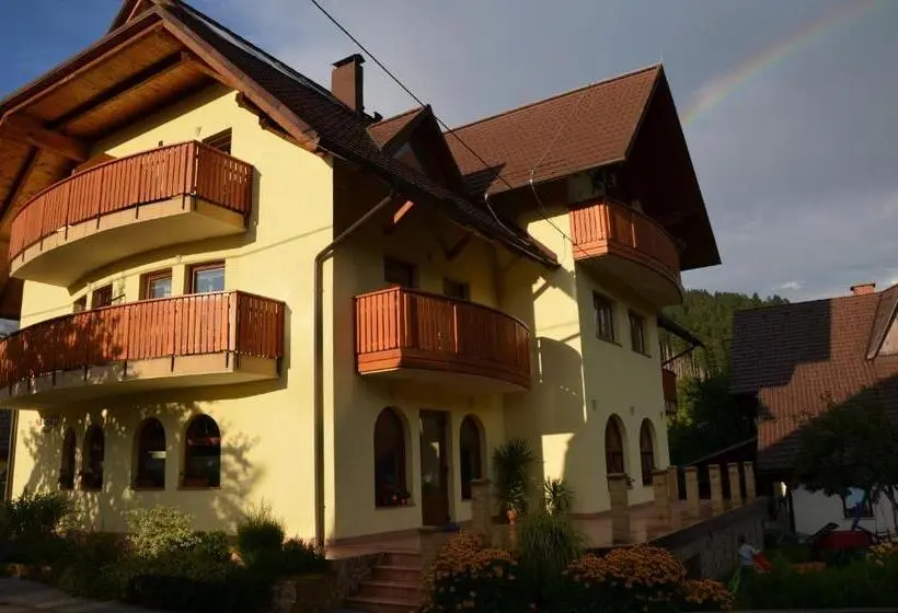 آپارتمان 1 خوابه با بالکن, T E M P F E R 2 Apartments & Rooms With New Wellness