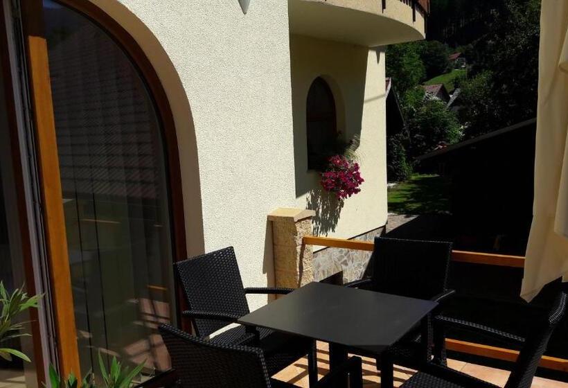 استودیوی لوکس, T E M P F E R 2 Apartments & Rooms With New Wellness