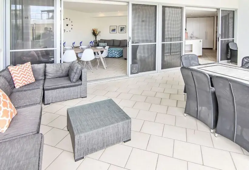 2 Bedroom Apartment Garden View, Space Holiday Apartments