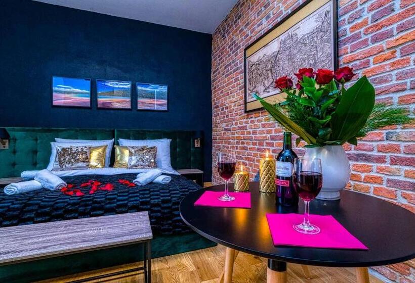 バルコニー付きデラックスルーム, Aparthotel Delta Boutique