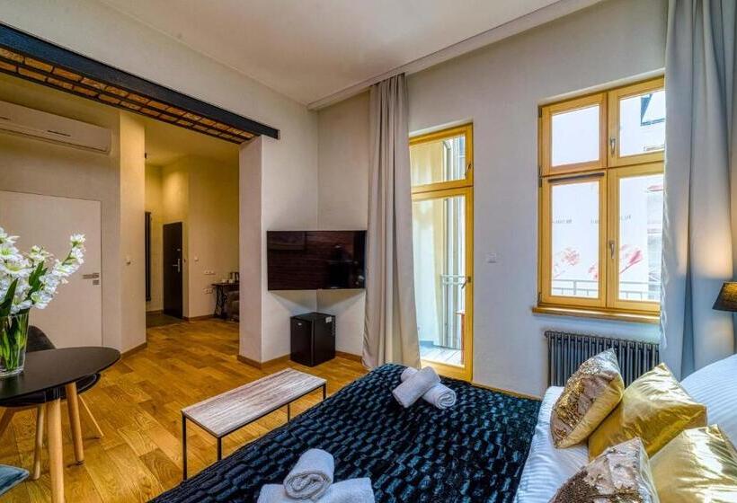 バルコニー付きデラックスルーム, Aparthotel Delta Boutique