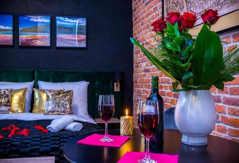 Номер Deluxe с Балконом, Aparthotel Delta Boutique
