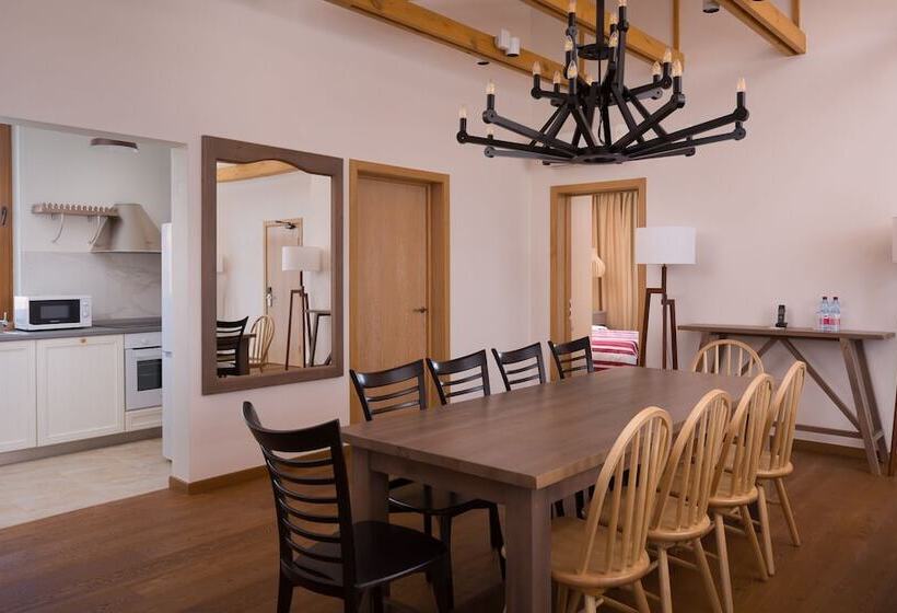 4间卧室的房子, Azimut Hotel Pereslavl