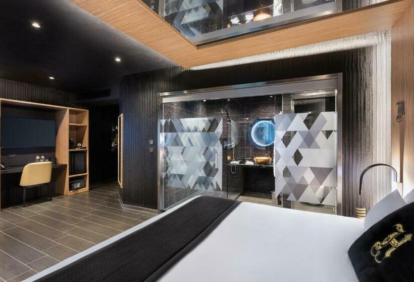 سوئیت با وان آب گرم, H Hotel - Adults Only