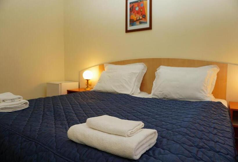 家庭间, Edelweiss